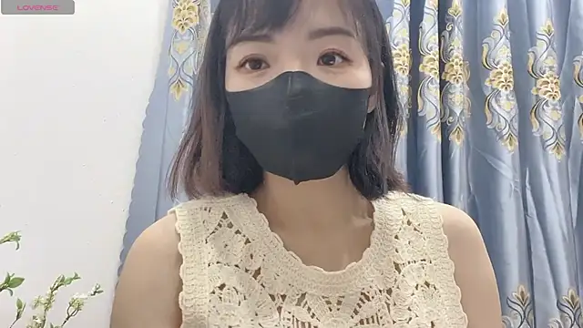 Snapshot of Ryo-Jisoo chatting on 8, 7, 2026 Ryo-Jisoo online show from 8, 7, 2026