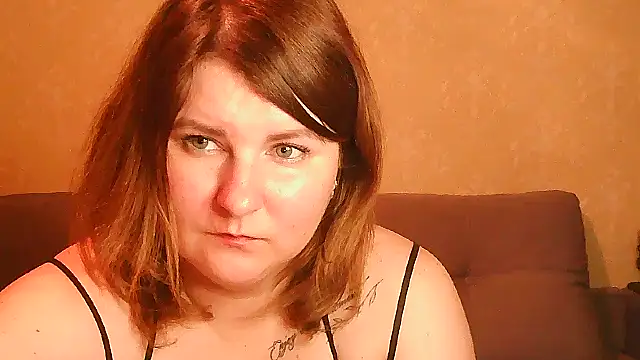 Snapshot of Minisstra chatting on 2, 4, 2026 Minisstra online show from 2, 4, 2026