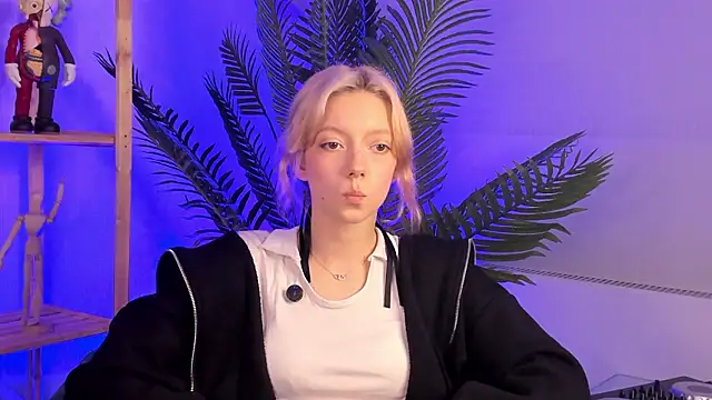 TyraTopinka online show from 19, 3, 2026