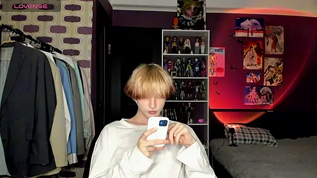 sweet peach    online show from 29, 6, 2026