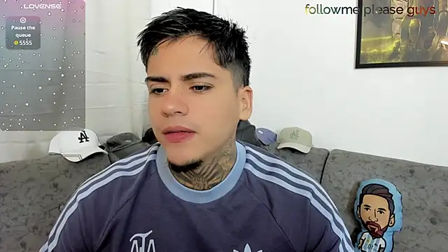 Snapshot of sweetlatinoboy chatting on 5, 7, 2026 sweetlatinoboy online show from 5, 7, 2026