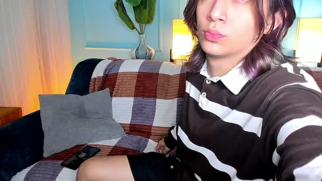 Keita Moon online show from 15, 4, 2026
