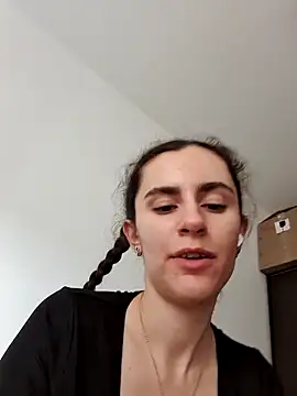Snapshot of starlight_mo chatting on 15, 5, 2026 starlight mo online show from 15, 5, 2026