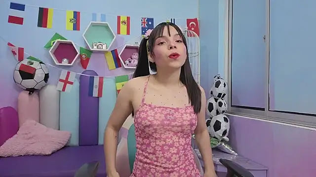 Isaa Skinny online show from 3, 7, 2026