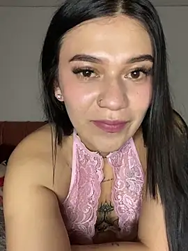 Snapshot of chloe_evans0 chatting on 8, 4, 2026 chloe evans0 online show from 8, 4, 2026