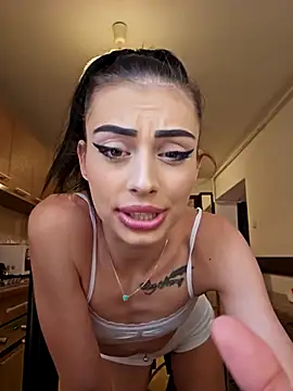 Snapshot of Crazy_Brunette chatting on 18, 3, 2026 Crazy Brunette online show from 18, 3, 2026