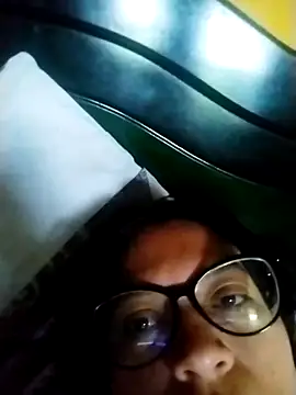 Snapshot of LatinSquirtBaby chatting on 22, 5, 2026 LatinSquirtBaby online show from 22, 5, 2026