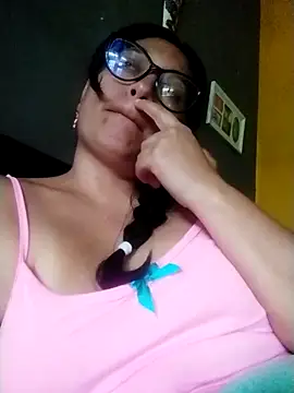 Snapshot of LatinSquirtBaby chatting on 10, 6, 2026 LatinSquirtBaby online show from 10, 6, 2026