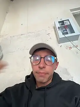 LeonBlazze online show from 3, 6, 2026