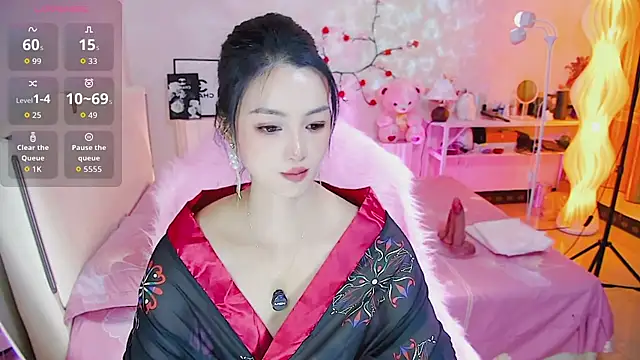 Snapshot of Evelyn-007 chatting on 31, 7, 2026 Evelyn-007 online show from 31, 7, 2026