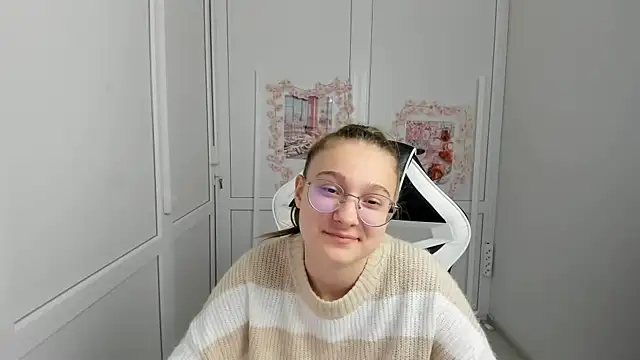 Mia kristal online show from 1, 6, 2026