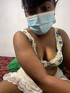 Snapshot of honeyi_babe chatting on 4, 8, 2026 honeyi babe online show from 4, 8, 2026