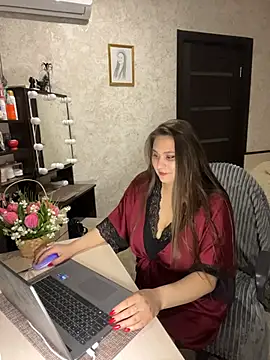 AgathaMyers online show from 2, 4, 2026