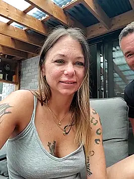 Couple qc online show from 1, 7, 2026