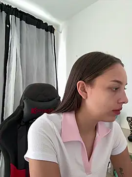 Lauren Storm online show from 3, 5, 2026