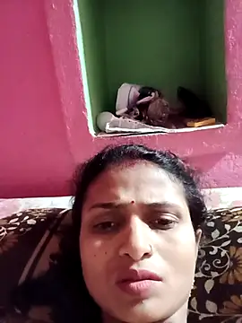 Snapshot of Leelaaji chatting on 27, 4, 2026 Leelaaji online show from 27, 4, 2026