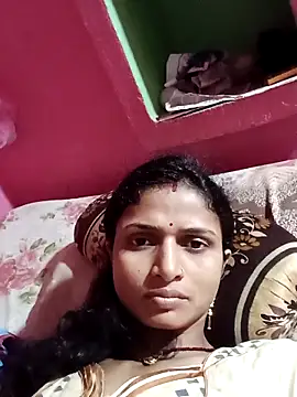 Snapshot of Leelaaji chatting on 28, 4, 2026 Leelaaji online show from 28, 4, 2026