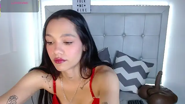 Kloe  watson online show from 25, 4, 2026
