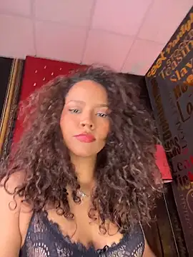 Snapshot of CurlyOopsieXXX chatting on 3, 6, 2026 CurlyOopsieXXX online show from 3, 6, 2026