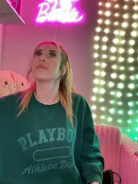 laurenlotus online show from 15, 7, 2026