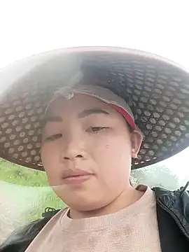 Huemy098 online show from 19, 4, 2026