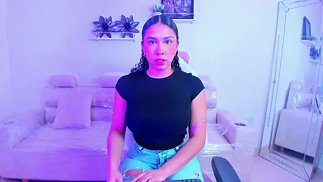 april smiith1 online show from 22, 4, 2026
