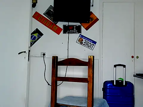 freddymdq100 online show from 22, 4, 2026