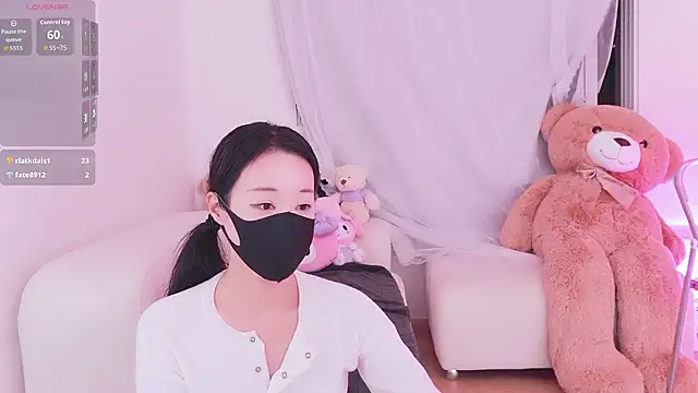 Snapshot of sexyjoy95 chatting on 6, 5, 2026 sexyjoy95 online show from 6, 5, 2026