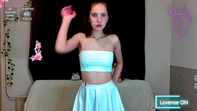 Snapshot of Emily_Nelsonn chatting on 18, 4, 2026 Emily Nelsonn online show from 18, 4, 2026