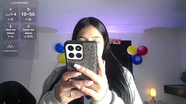 Melannyy V online show from 2, 7, 2026