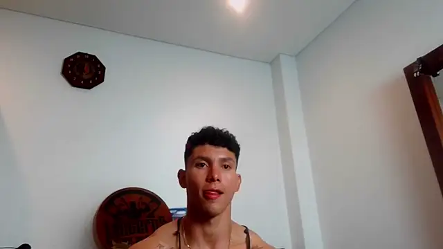 Snapshot of JAYCAM_ chatting on 2, 6, 2026 JAYCAM online show from 2, 6, 2026
