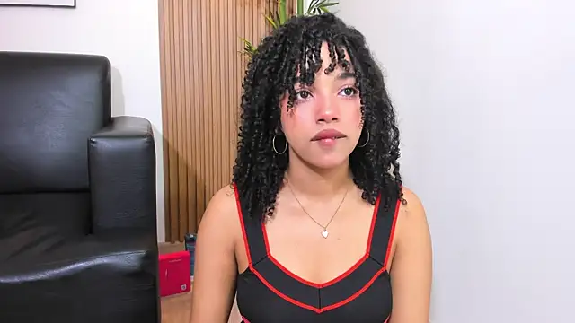 Snapshot of JazmyXXX chatting on 18, 5, 2026 JazmyXXX online show from 18, 5, 2026