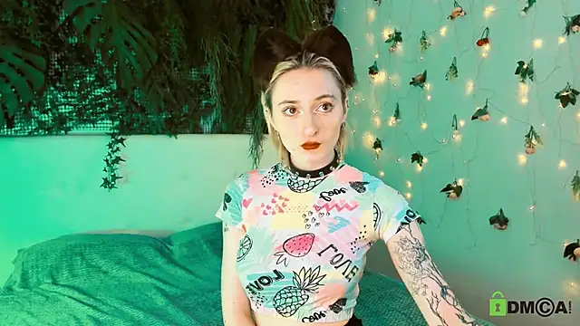 Kira  Cutie online show from 4, 5, 2026