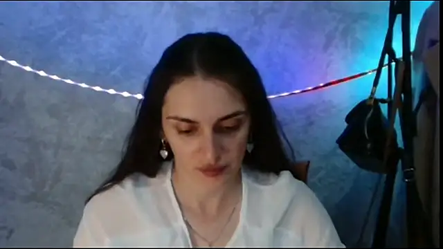 RoxiCherry online show from 7, 5, 2026
