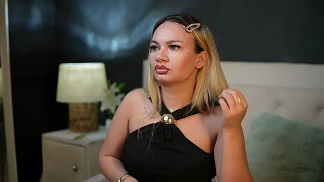 DaliaParis online show from 8, 8, 2026