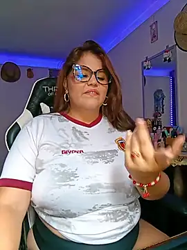 Snapshot of Bonny_rousse01 chatting on 22, 6, 2026 Bonny rousse01 online show from 22, 6, 2026
