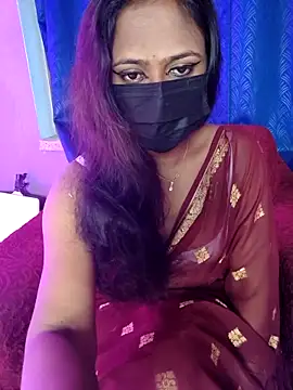 Snapshot of Lena_mahiyaa chatting on 13, 4, 2026 Lena mahiyaa online show from 13, 4, 2026
