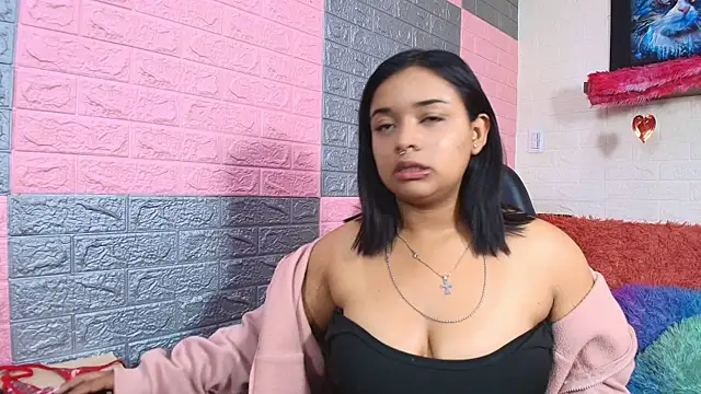 Snapshot of SofiiaCutee chatting on 8, 6, 2026 SofiiaCutee online show from 8, 6, 2026
