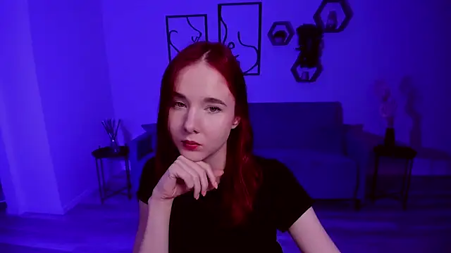 Snapshot of MarilynFire chatting on 21, 6, 2026 MarilynFire online show from 21, 6, 2026