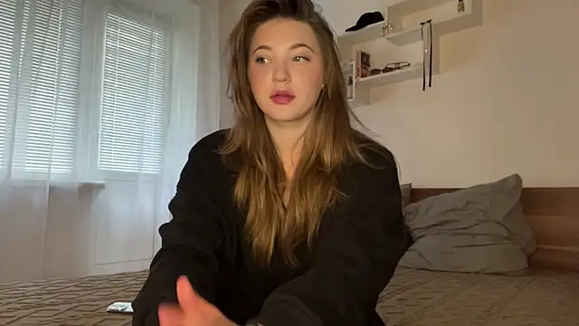 Snapshot of 1Kellynaive chatting on 25, 5, 2026 1Kellynaive online show from 25, 5, 2026