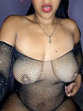Snapshot of emily_fox01 chatting on 11, 4, 2026 emily fox01 online show from 11, 4, 2026