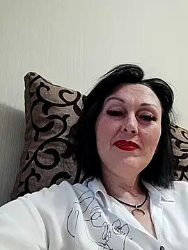 HelgaDennis online show from 1, 6, 2026