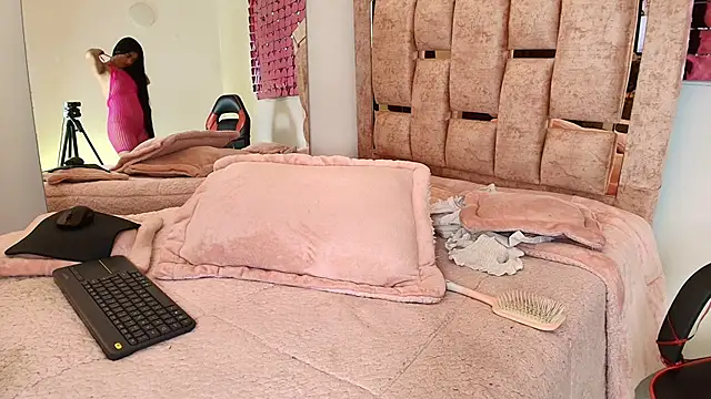 Dannie   online show from 6, 5, 2026