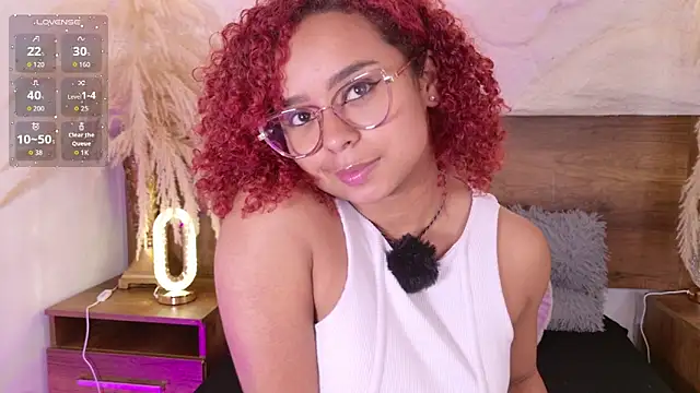 lara curly online show from 17, 4, 2026