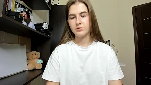 Snapshot of OhMyAlice chatting on 26, 5, 2026 OhMyAlice online show from 26, 5, 2026