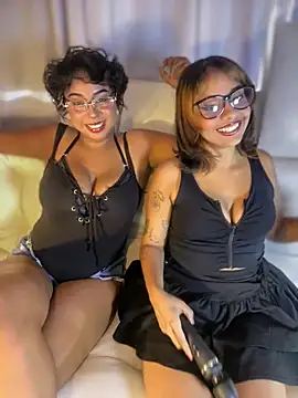 LeylaKnox online show from 3, 6, 2026