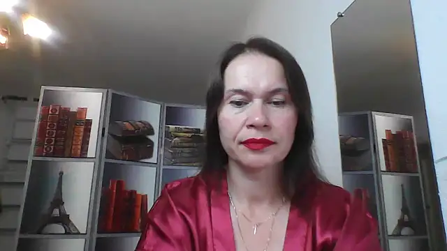Snapshot of Selena_Moo chatting on 28, 6, 2026 Selena Moo online show from 28, 6, 2026