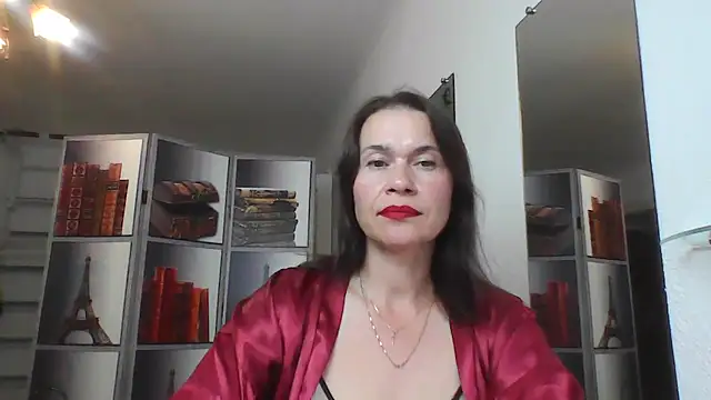 Snapshot of Selena_Moo chatting on 7, 7, 2026 Selena Moo online show from 7, 7, 2026