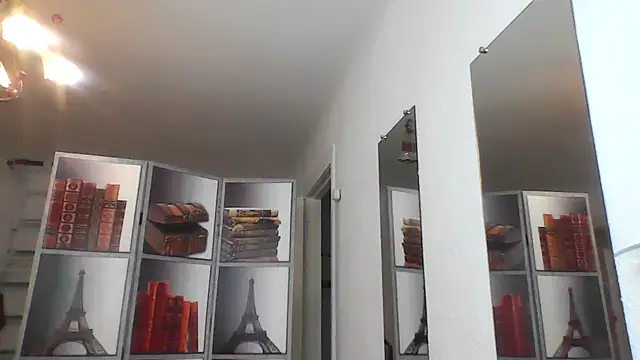 Snapshot of Selena_Moo chatting on 16, 7, 2026 Selena Moo online show from 16, 7, 2026
