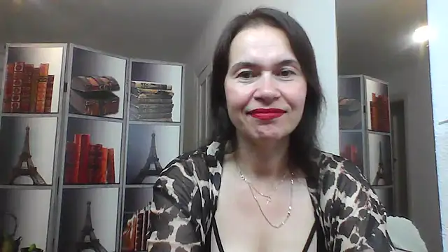Snapshot of Selena_Moo chatting on 6, 8, 2026 Selena Moo online show from 6, 8, 2026